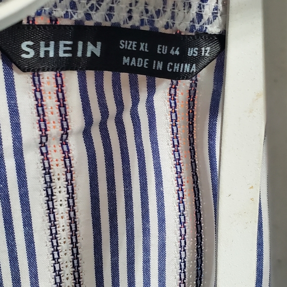 Shein Blue and White Ruffle/ Striped Blouse Size XL NWOT - Picture 5 of 6